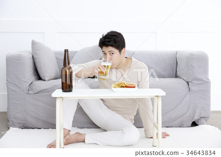 年輕人 年輕人 34643834