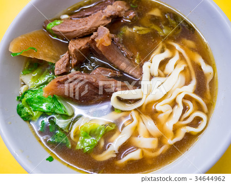 Beef noodles, beef sambo, noodles, half ribs and half meat 34644962