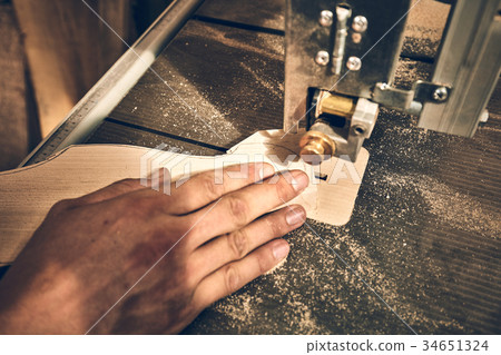 Manufacture of guitars of the brand Woodstock. 34651324