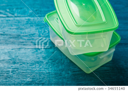Image of containers for food 34655140