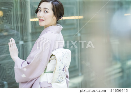 Kimono women 34656445