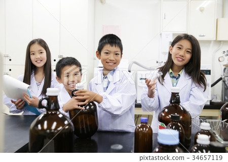 Chemistry class 34657119