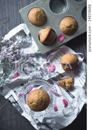 Mushroom-shaped vegetable muffin Mushroom-shaped vegetable muffin 34658666