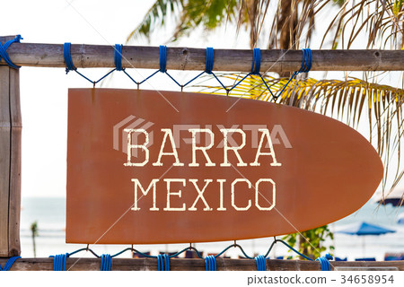 Barra Mexico  34658954
