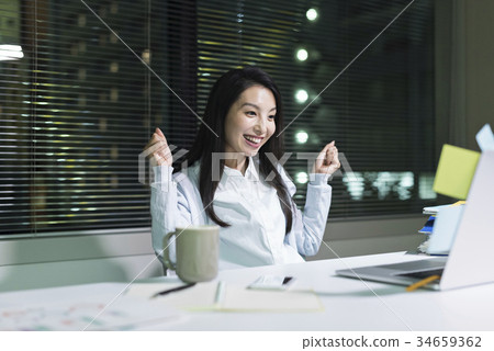 One woman business 34659362