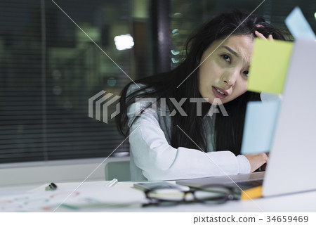 One woman business 34659469