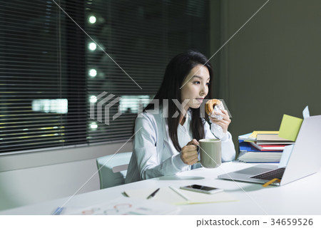 One woman business One woman business 34659526