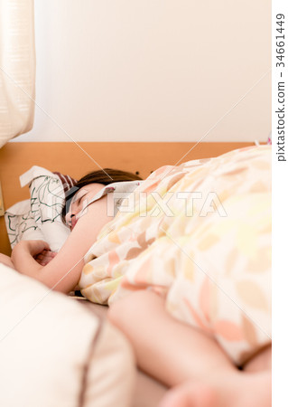 女人床睡覺假期 34661449