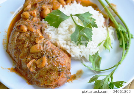 chicken leg spicy and sweet curry and plain rice chicken leg spicy and sweet curry and plain rice 34661803