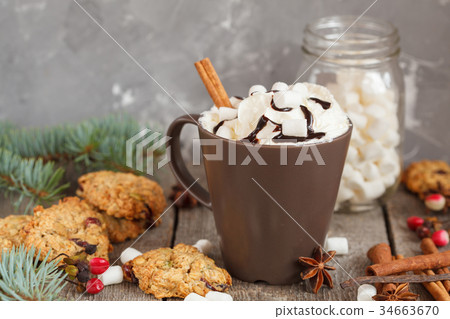 Hot Christmas cacao with marshmallow Hot Christmas cacao with marshmallow 34663670