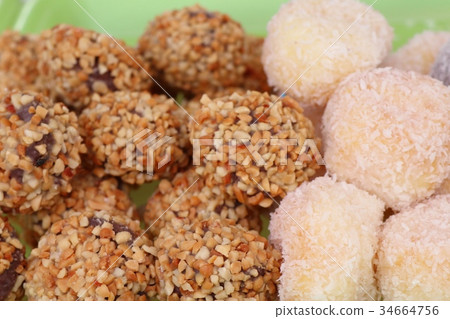 donuts at street food 34664756