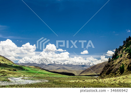 Tibetan mountains and creeks in tibetan landscape Tibetan mountains and creeks in tibetan landscape 34666942