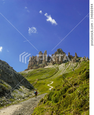 Schlern mountain landscape in South Tyrol Schlern mountain landscape in South Tyrol 34666944