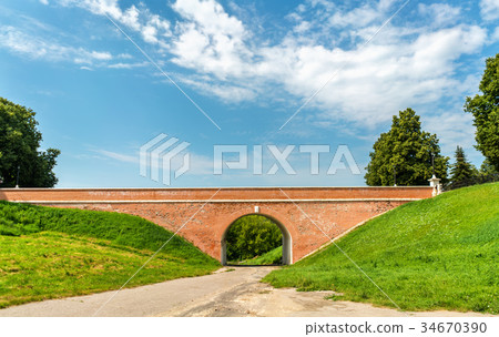 Gleb Bridge to the Ryazan Kremlin in Russia Gleb Bridge to the Ryazan Kremlin in Russia 34670390