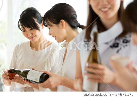 Sake, sake, women's association Sake, sake, women's association 34671173