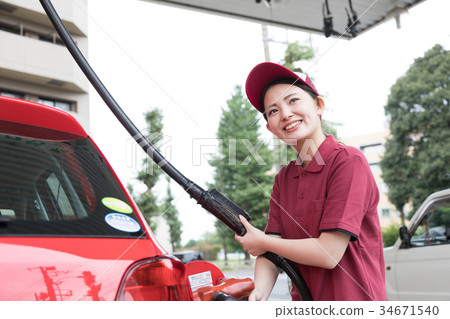 gas station  34671540