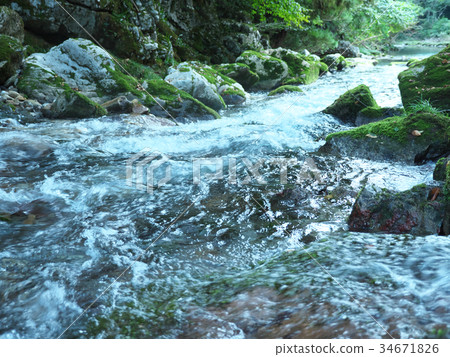 Mountain stream Enbaragawa (Gifu prefecture) 34671826