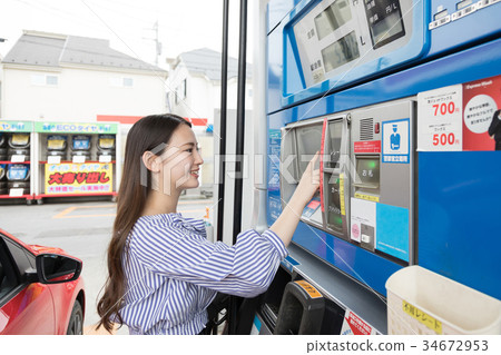 加油站加油自駕車租車 34672953