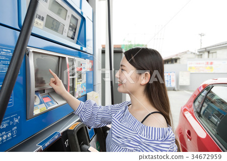 加油站加油自駕車租車 34672959