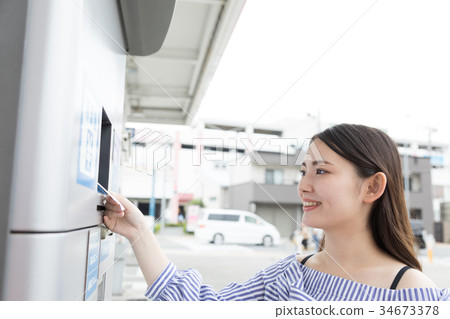 Gas station refueling self person payment 34673378