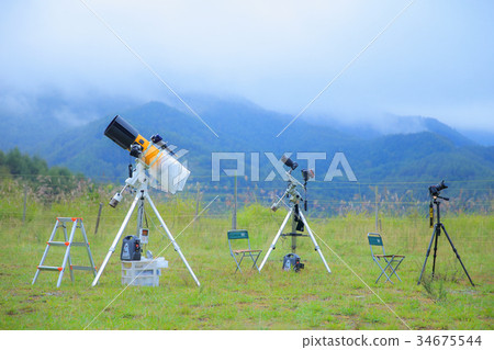 Astronomical observation and photography equipment 34675544