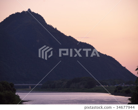 Nagaragawa河和Kinka山 34677944