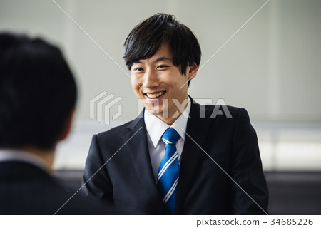 Business newcomer young job hunting image 34685226
