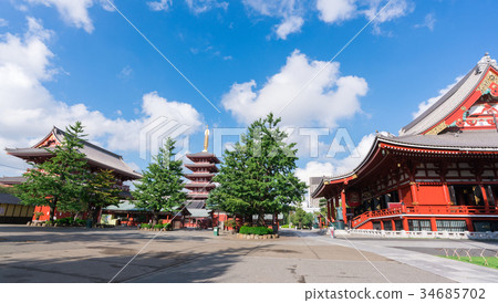 Senso-ji Temple Main hall, five-storied pagoda and Hokuramon 34685702