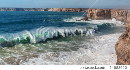 Panorama of giant waves in Sagres. 34688620