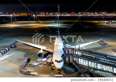 羽田機場在晚上 34689072