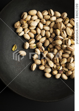 Pistachios Pistachios 34691399