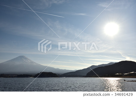 Fuji in winter Fuji in winter 34691429