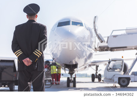 Airman locating afore big aircraft 34694302