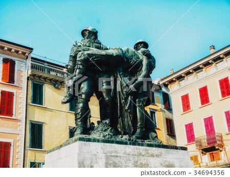monument to soldiers in the Salo city, Italy monument to soldiers in the Salo city, Italy 34694356
