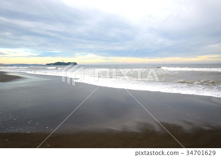 Enoshima from the Tsujido coast 34701629