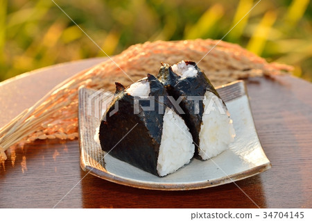 湯圓,湯圓,稻田,稻田,水稻,秋天的果實,水稻種植和秋季收穫。 *水稻品種未知。拍攝於9月底。 湯圓,湯圓,稻田,稻田,水稻,秋天的果實,水稻種植和秋季收穫。 *水稻品種未知。拍攝於9月底。 34704145