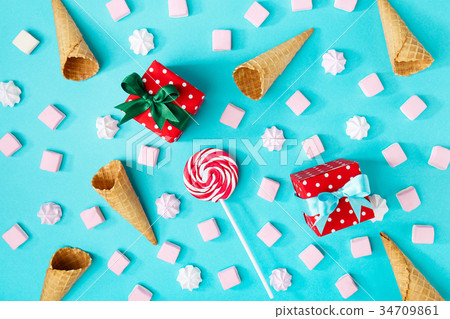 Creative sweet arrangement for Christmas Creative sweet arrangement for Christmas 34709861