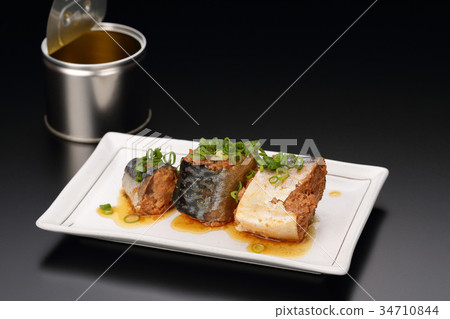 Boiled can of miso and can Boiled can of miso and can 34710844