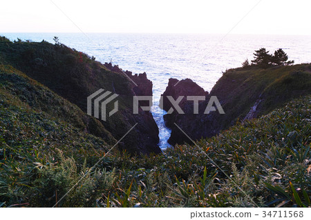 [Ishikawa Prefecture/Sightseeing spot] Yoshitsune boat hidden 34711568