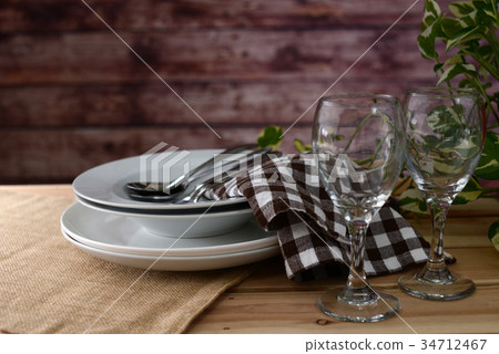 Western style table image Western style table image 34712467