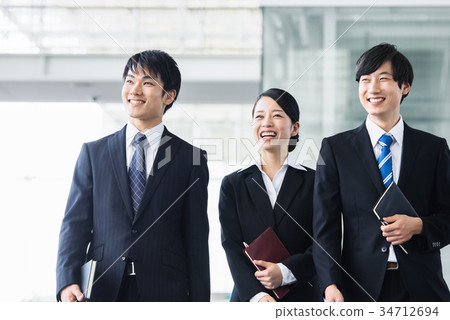 Business young person newcomer job hunting image Business young person newcomer job hunting image 34712694