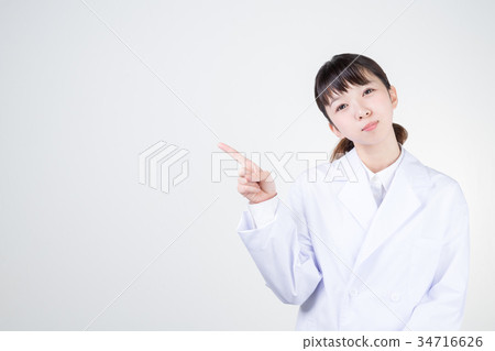 白色的一位女士 白色的一位女士 34716626