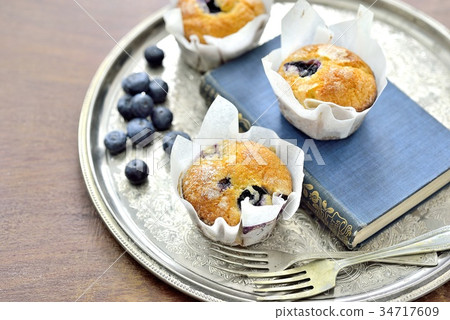 Blueberry muffins Blueberry muffins 34717609