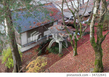 秋天墳塋寺廟 34722641