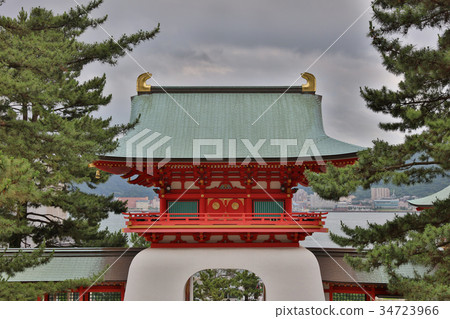 Akama Shrine in Shimonoseki, Japan Akama Shrine in Shimonoseki, Japan 34723966