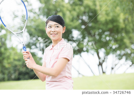Japanese women playing tennis Sports 34726746