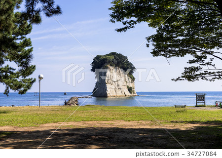 Attractions of the Noto Peninsula, Mitsuke Island 34727084
