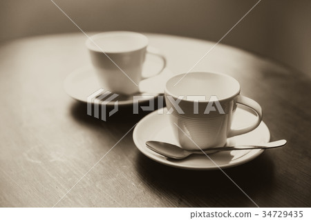 two cup of coffee on wood table meeting concept  34729435
