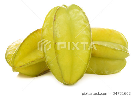 Star fruit or Carambola on white background 34731602