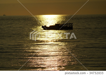 夕陽 34732833